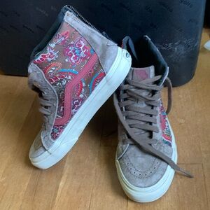 Used Vans womens shoes
